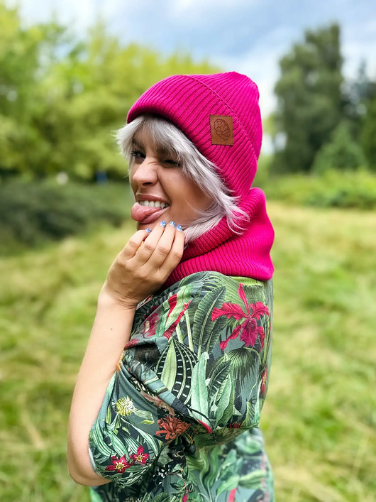 czapki damskie Bawełniana czapka beanie logo ekoskórka Malina