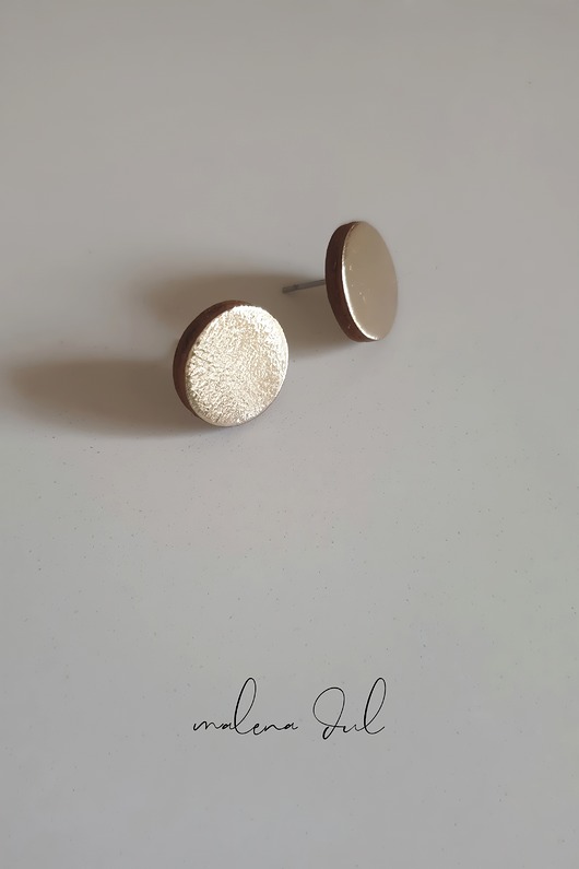 kolczyki - inne MINI GAJA  kolczyki male kola ze skory naturalnej zlote