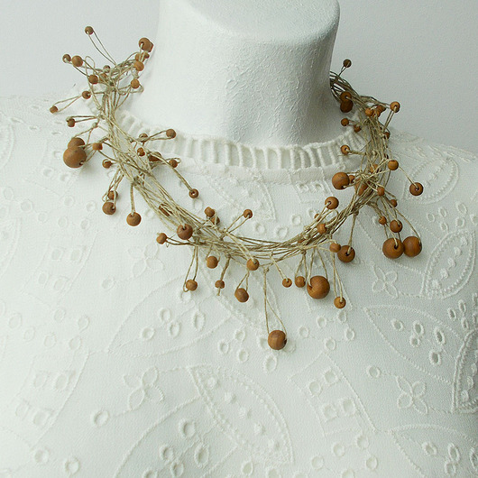 kolie Naszyjnik Drewno na naturalnym lnie