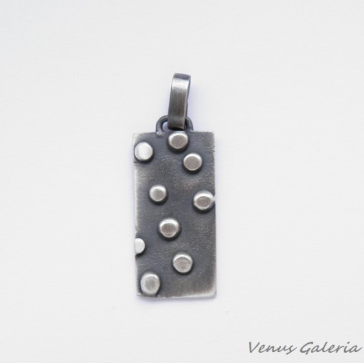Wisiorek - Gray Dots VENUS GALERIA
