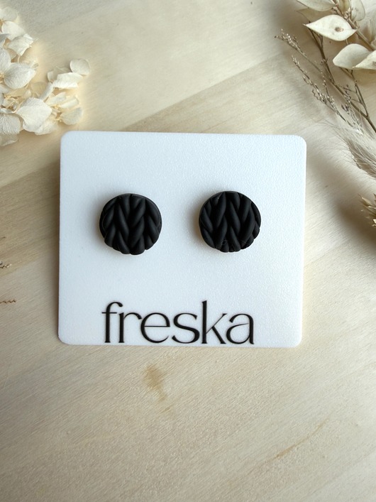 kolczyki z masy plastycznej Kolczyki Knitted -  czarne