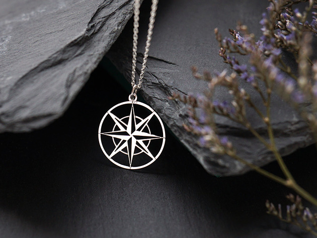 srebrne naszyjniki Naszyjnik róża wiatrów, naszyjnik z różą wiatrów
