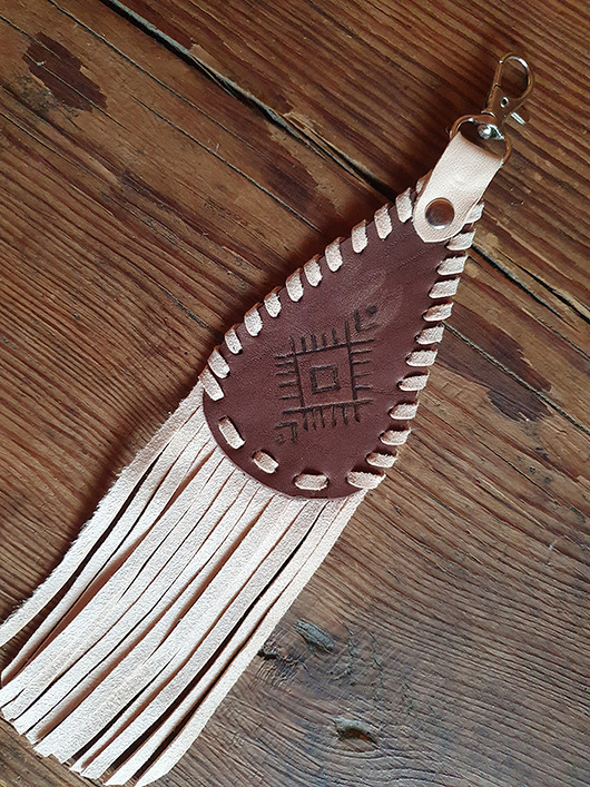 breloki Skórzany brelok , słowiańskie runy