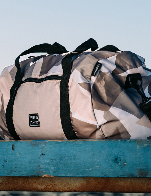 torby i nerki męskie Torba Duffle 35L Camo - Składana w małą torebkę