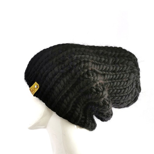 czapki damskie Wełniana czapka zimowa WOOLY czarna