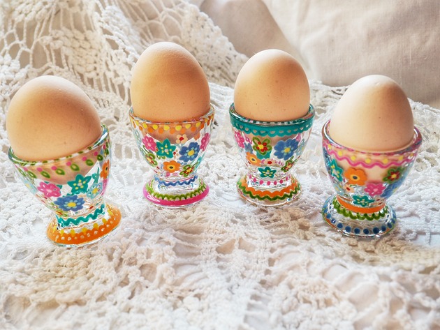szklanki i kieliszki Ręcznie malowane kieliszki do jajek zestaw 4 szt. SPRING