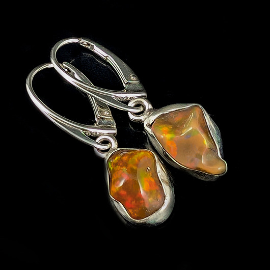 kolczyki srebrne Kolczyki srebrne płonące opale