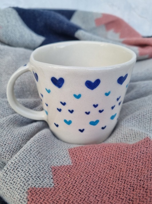 kubki Kubek ceramiczny ręcznie malowany SERCA