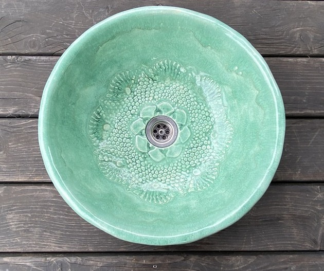 umywalki UM8 Umywalka ceramiczna,  miętowa, okrągła, folkowa koronka na dnie.