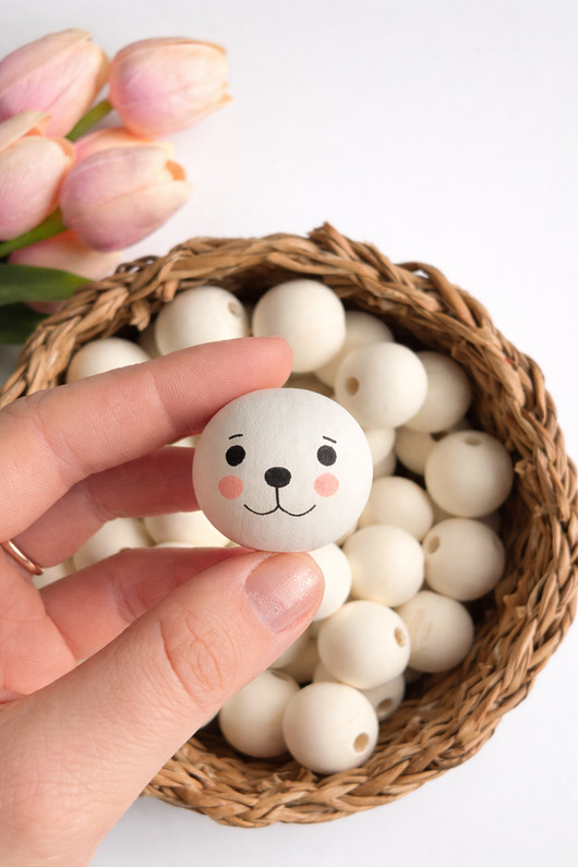 akcesoria różne Ręcznie malowany koralik miś 3 cm do makramy i rękodzieła 1 szt.