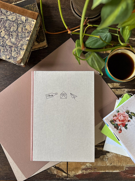 notatniki i albumy Notes listy (różowy grzbiet)