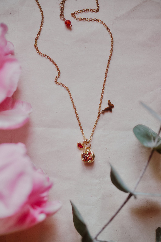 złote naszyjniki Granat na łańcuszku z cyrkonią