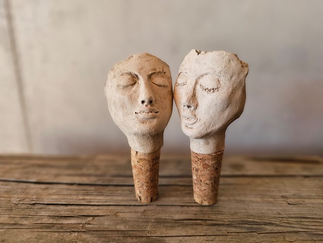 akcesoria różne Zestaw ceramicznych korków do wina Twarze handmade