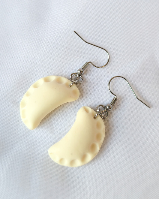 kolczyki z masy plastycznej Kolczyki wiszące pierogi kuchnia polska