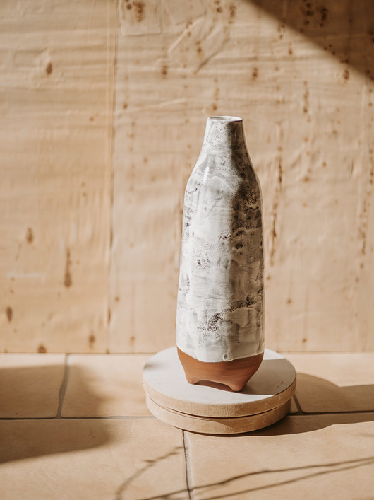 wazony Wysoki i Smukły Wazon na Nóżkach - Beton - 33cm