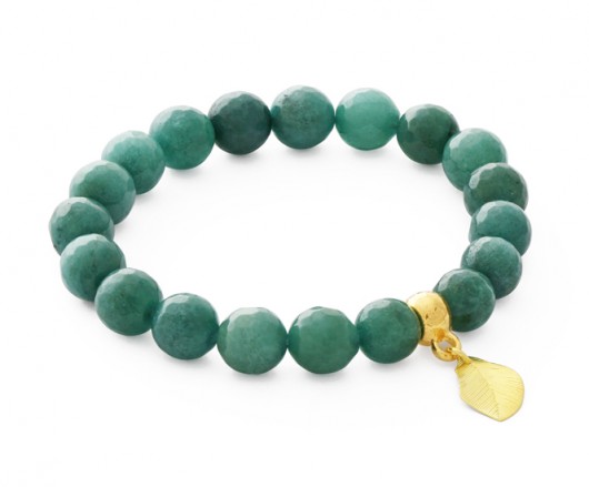 Dark patina jade with leaf pendant. Lavoga