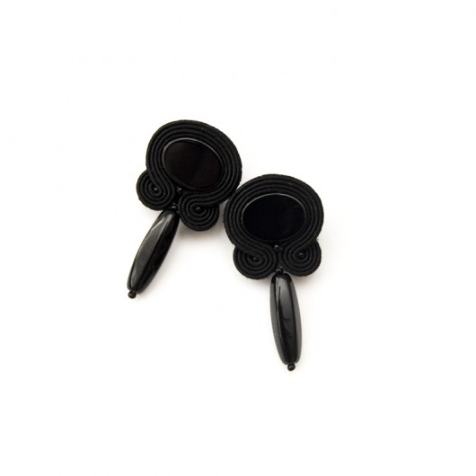 Czarne eleganckie sztyfty soutache  maanuela
