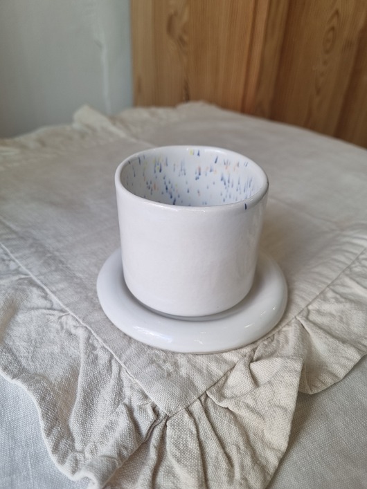 kubki Kubek ceramiczny z talerzykiem/ czarka ze spodkiem