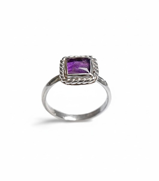 pierścionki srebrne Pierścionek z ametystem