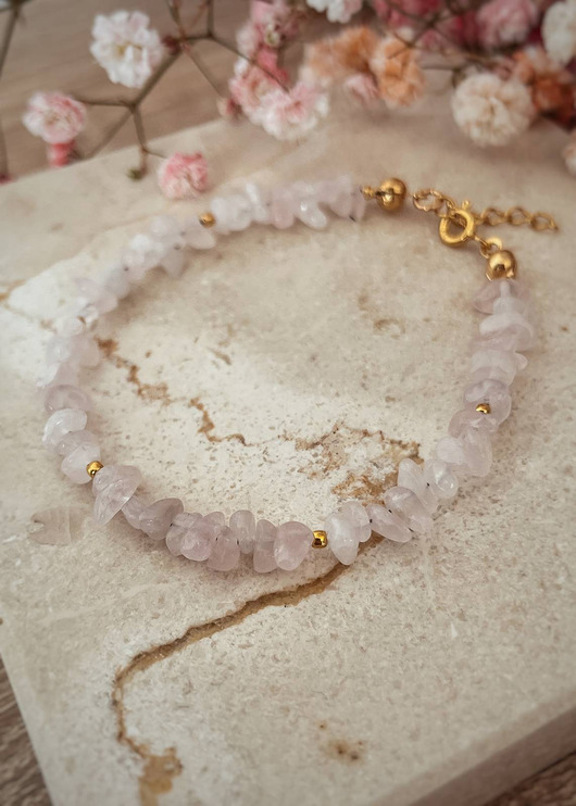 bransoletki z kamieni naturalnych Bransoletka pozłacana z kamieni naturalnych Kwarc Różowy sieczka