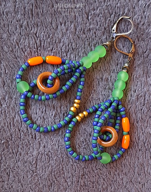 kolczyki szklane Oryginalne niebanalne kolorowe kolczyki z drobnych koralików Prezent handmade