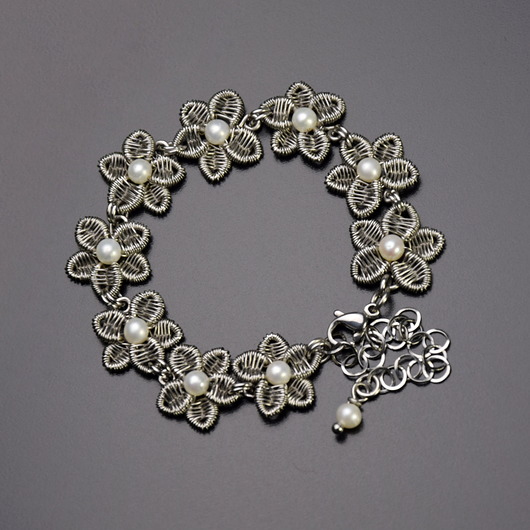 bransoletki wire wrapping Bransoletka kwiatki kwiaty z perłami