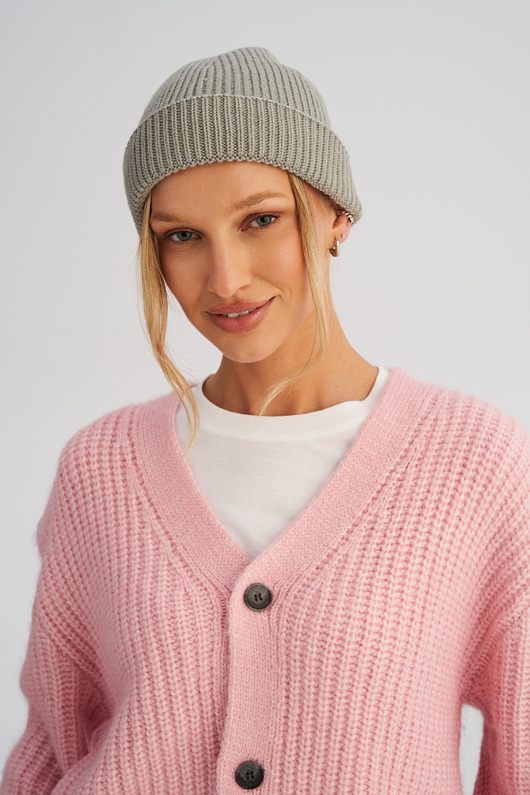 czapki damskie Krótka czapka prążkowana jasnoszara