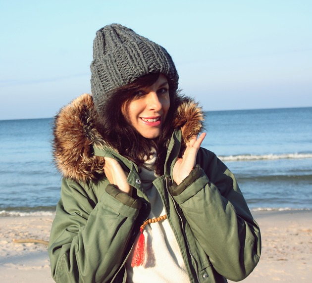 czapki damskie Szara czapka beanie  z wełną Shetland Chunky