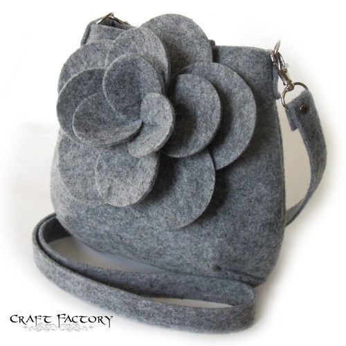 Lotus Blossom - mała torebka na ramię Craft Factory