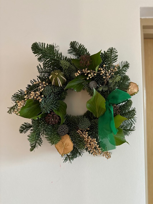 wianki bożonarodzeniowe Wianek zieleń i złoto naturalny