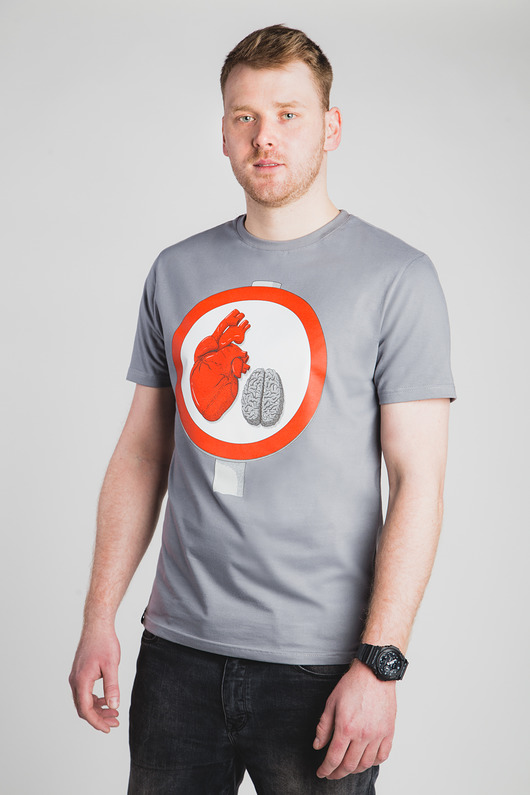 Bawełniany T-shirt z nadrukiem - Serce i Rozum ZlapDystans