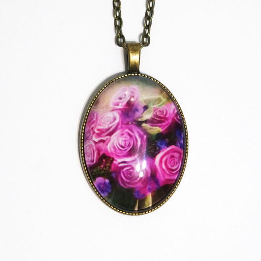 wisiory Medalion kamea - Różowe róże - owalny, antyczny
