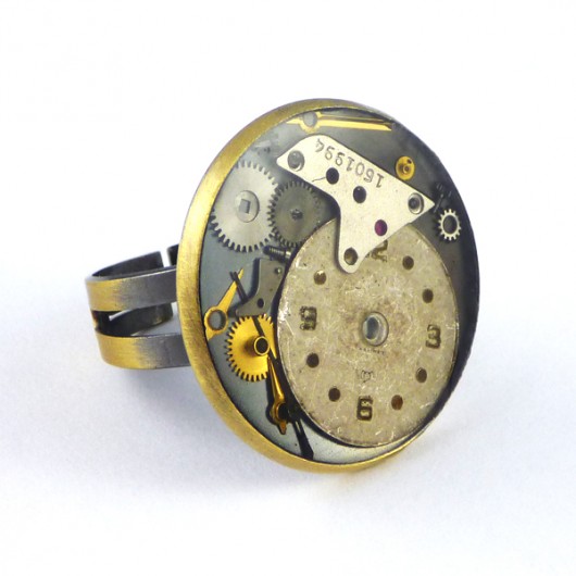 Pierścionek w stylu steampunk Scradeus