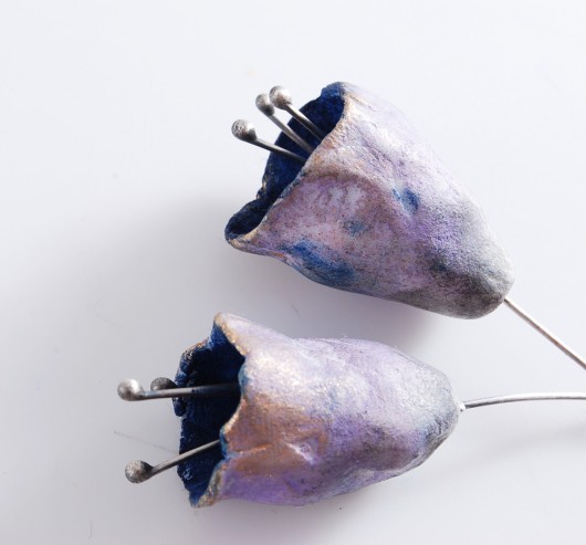 Campanula medium - kolczyki Dorota Oyrzanowska