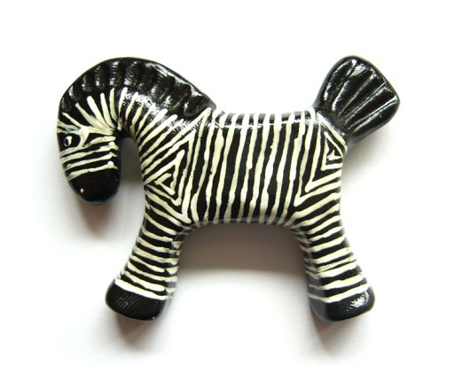 zebra brocha PRACOWNIA Z PRZYTUPEM