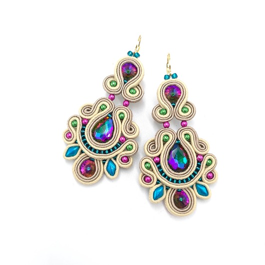 kolczyki soutache Kolczyki sutasz beżowe kolorowe z kryształkami "Magnolia"