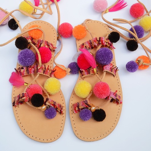 buty różne Buty z pomponami