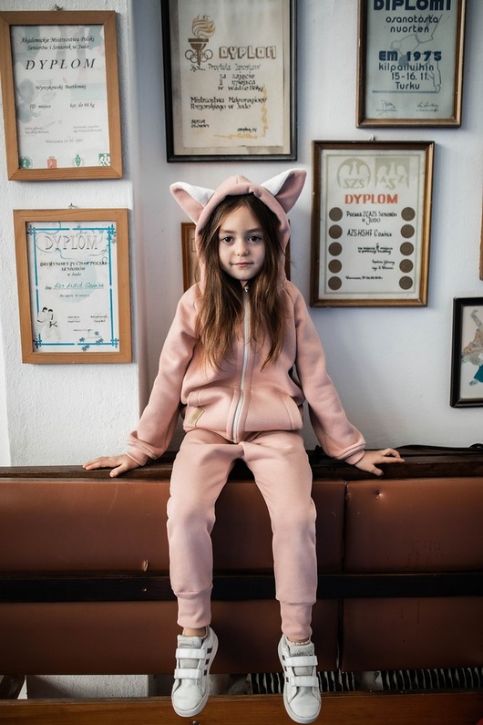 bluzy dla dziewczynki Bluza z kapturem z uszami kota dla dziecka różowa