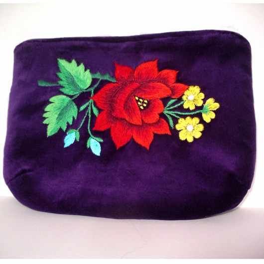 La Petite Purse (Art Embroidery) na ludowo