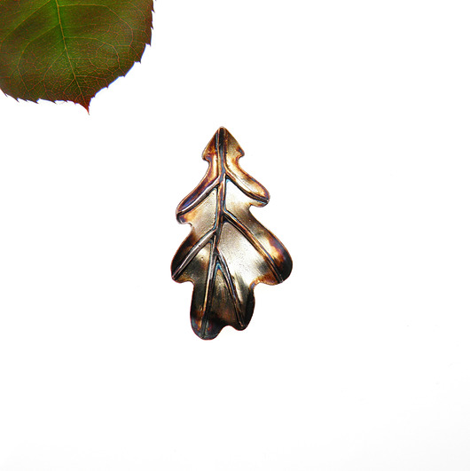 wisiory Dębowy listek duży - zawieszka srebrna brąz