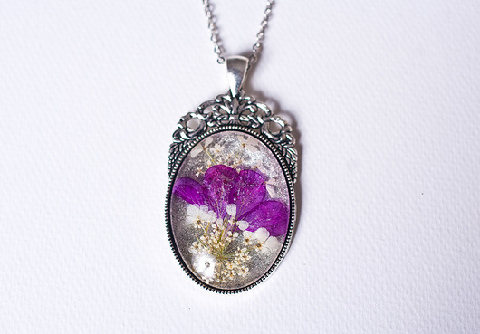 Owalny naszyjnik z żywicy So Jewelry