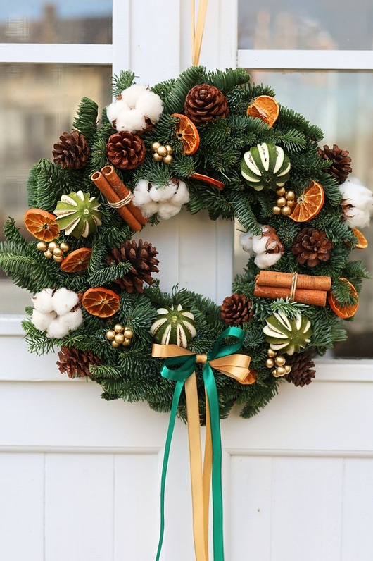 wianki bożonarodzeniowe Naturalny Wianek Świąteczny z Jodły Nobilis, Wianek Bożonarodzeniowy - 35 cm