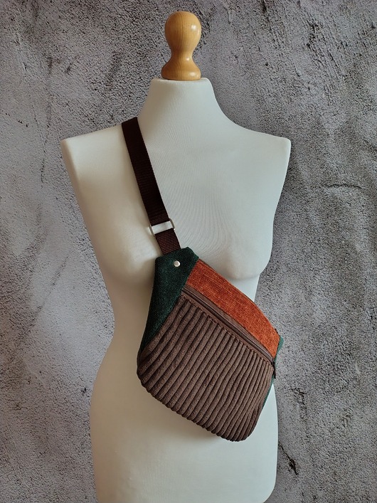 saszetka nerka Damska nerko-torebka.