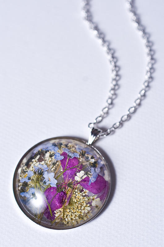 Okrągły naszyjnik z żywicy So Jewelry