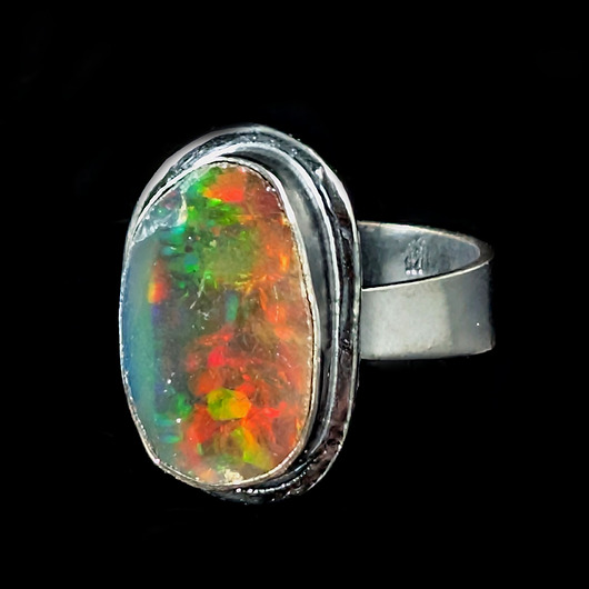 pierścionki srebrne Pierścionek płonący opal