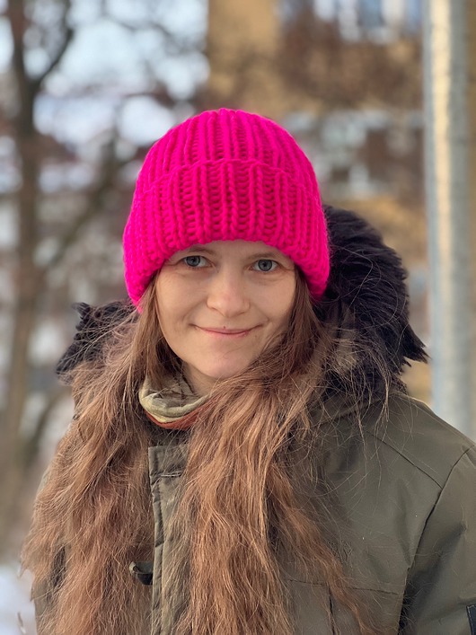 czapki damskie Czapka z merynosa 100%  neonowy róż