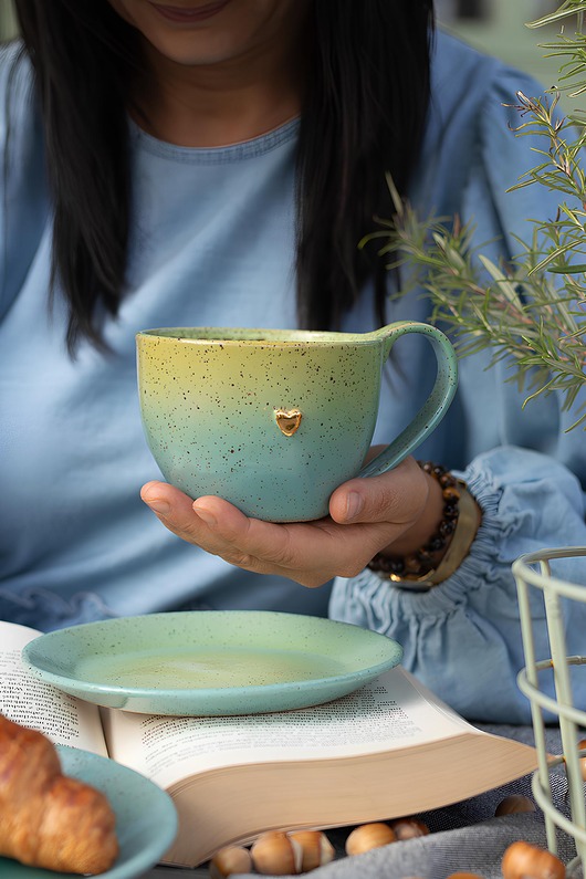 kubki Kubek ceramiczny handmade 400 ml limonkowo-turkusowy z afirmacją