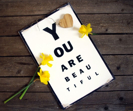 YOU ARE BEAUTIFUL - typografia Any THING
