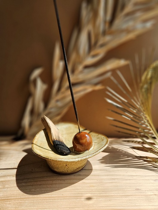 Podstawki pod kadzidełka Podstawka ceramiczna na Palo Santo i kadzidełko "Joshua Tree"
