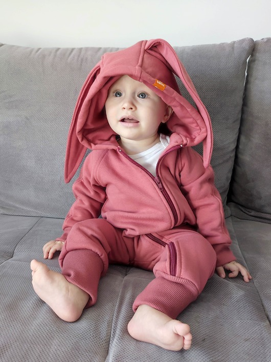 kombinezony dla dziewczynki Kombinezon Królik - malinowy